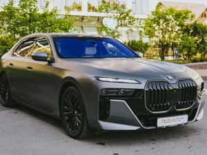 BMW 750 Hibrid Plug-in 2023 — miniatura 1