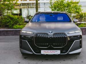 BMW 750 Hibrid Plug-in 2023 — miniatura 2