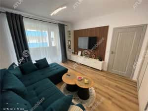 Apartament 2 camere balcon loc de parcare in zona Magnolia din Sibiu — miniatura 3