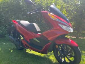 Honda PCX 125 2018 ABS impecabil import Germania km putini — miniatura 3