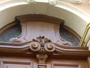 Reconditionez porti la case istorice — miniatura 2