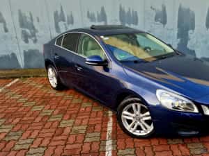 Volvo S60 1.6 D2 115 CP, Automat/ Piele Crem/ Trapă/ Xenon/ CitySafety — miniatura 3