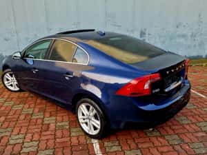 Volvo S60 1.6 D2 115 CP, Automat/ Piele Crem/ Trapă/ Xenon/ CitySafety — miniatura 5