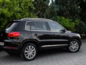 VW Tiguan 4x4 2.0 tdi — miniatura 5