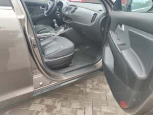 Kia Sportage 3  km real 4x4,185 cp — miniatura 6