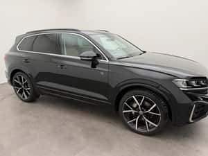 Volkswagen Touareg, 25.290 km, 2967 cm3, 286 cp