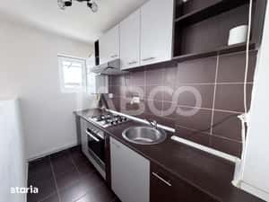 Apartament cu balcon in zona premium 36 mp utili Fratii Buzesti Sibiu — miniatura 5
