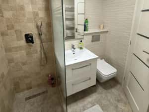 Regim hotelier     LUX   2/1 camere  ( spitalul judetean) — miniatura 4