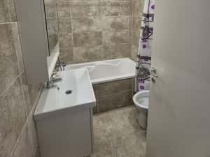 Inchiriez garsoniera Militari Residence — miniatura 6