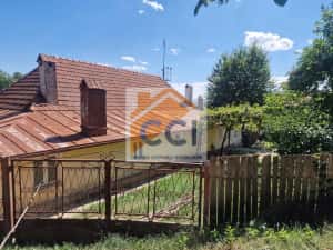 Casa in mediu rural cu teren — miniatura 3