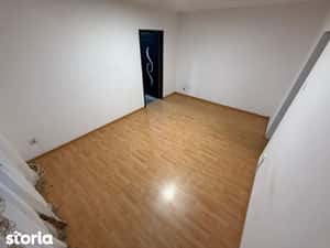 Str. I. Slavici zona Sc. 4 – Ap. 2 camere — miniatura 4