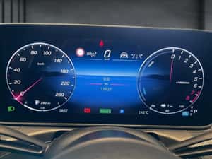 Mercedes-Benz C 300 Automată 204 HP Hibrid (B/E) — miniatura 6