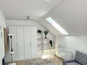 Apartament 2 camere etaj 2/2 în casa tip vila, Brasov - Tractorul — miniatura 3