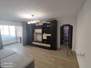 Apartament 3 camere + birou, 2 băi, grădină 40 mp