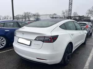 Tesla Model 3, 2020, 129.000 km, 22.000 EUR — miniatura 1