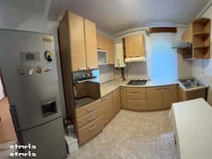 Apartament 2 camere, etaj 2, Str. Zizinului – Brașov | 50 mp | 400 EUR