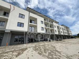 Apartament nou, 3 camere si balcon, 60 mp utili, Selimbar — miniatura 3