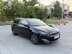 Peugeot 308 SW , Fabr. 2017 , Full Led , 1.6 Hdi , Panoramic , Keyless , Camera , Carte Service + Raport Istoric Km !! — miniatura 5