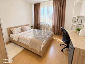 Apartament cu 3 camere,decomandat,85 mp utili,Centru