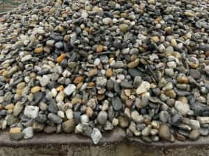 SORT 8/16, 4/8, 16/32 NISIP 0/4 pietris balast pamant sort margaritar — miniatura 2