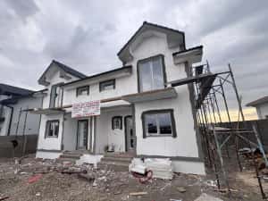 Duplex Parter + Mansarda  /Curte Generoasa/Casa dispune de 104 m2 utili/ Mosnita Noua / In Spate La Lidl/ Predare la Cheie / Direct De La Proprietar — miniatura 4
