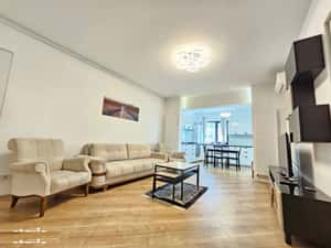 4 City Nord Pipera| Premium- Trei Camere cu doua bai si loc de parcare — miniatura 3