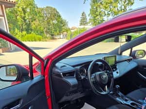 Toyota Corolla 1.8 Hibrid Automată 122 CP 2021 — miniatura 5