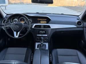 Mercedes C-Class 2.2 Diesel Automat 2012 / Mod. Avantgarde — miniatura 6