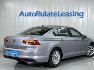Volkswagen Passat Berlină 2021, 150 CP, Diesel, 17.490 EUR — miniatura 3