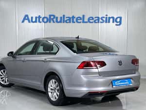 Volkswagen Passat Berlină 2021, 150 CP, Diesel, 17.490 EUR — miniatura 4