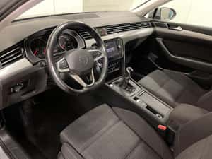 Volkswagen Passat Berlină 2021, 150 CP, Diesel, 17.490 EUR — miniatura 5