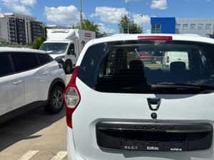 Dacia Lodgy 1.5 Blue dCi Laureate 2020 — miniatura 2