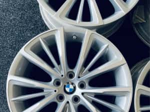 Jante originale bmw seria 5 G30 G31 7 G11 G12  R18 6867339  style 645 — miniatura 3