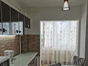 Ofer HOTELIER ap 2 cam dec de LUX zona salii Sporturilor Brasov de la 210 lei zi — miniatura 4