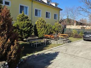 Vand Cladire Birouri Central, SC1022 mp , Sp+P+E+M, , teren 1290 mp, gaz, (inc oras ), str linistita — miniatura 3