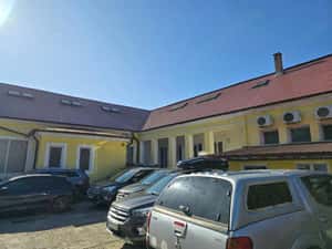 Vand Cladire Birouri Central, SC1022 mp , Sp+P+E+M, , teren 1290 mp, gaz, (inc oras ), str linistita — miniatura 7
