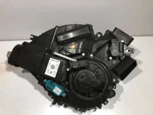 Aeroterma / ventilator ac spate Volkswagen Touareg 2 7P 7N0820004C — miniatura 5