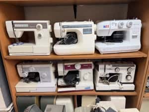 Masini de cusut si surfilat casnice sau semi industriale made in Germany — miniatura 2