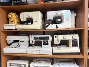Masini de cusut si surfilat casnice sau semi industriale made in Germany — miniatura 5