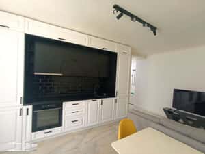 Inchiriez apartament 3 camere+curte — miniatura 3