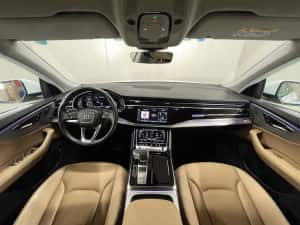 Vand Audi Q8 2022 Diesel 2967 cmc • Tunari, Ilfov — miniatura 4