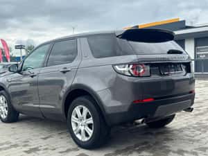 Land Rover Discovery Sport 2.0 TD4 SE Aut — miniatura 4