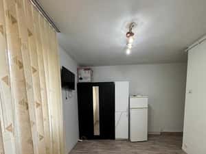 Proprietar inchiriez garsoniera — miniatura 4