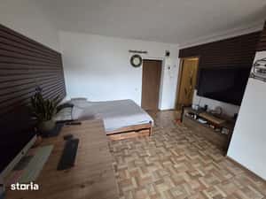 Apartament cu 1 camera str Florilor 34mp — miniatura 4