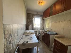 Apartament cu o camera de vanzare in zona Aradului |36 mp| decomandat — miniatura 3