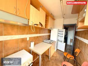 3 Camere - Zona Piața Centrală Ideal firme/echipe de muncitori — miniatura 4