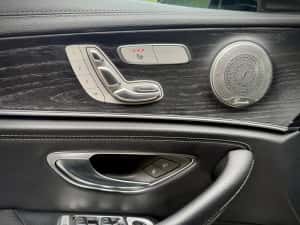 Mercedes Benz E220d Facelift AMG Pack Fab 2021! Multibeam/MBUX/Etc! Garantie 12 Luni — miniatura 5