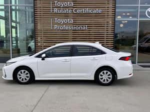 TOYOTA COROLLA 1.8 HYBRID Business / Car No 3 — miniatura 6