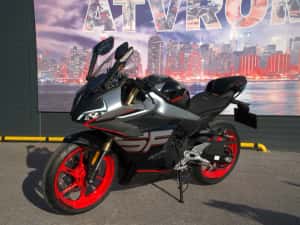 Motocicleta CFMOTO 450SR ABS '25 — miniatura 2