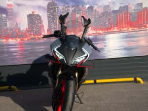 Motocicleta CFMOTO 450SR ABS '25 — miniatura 3